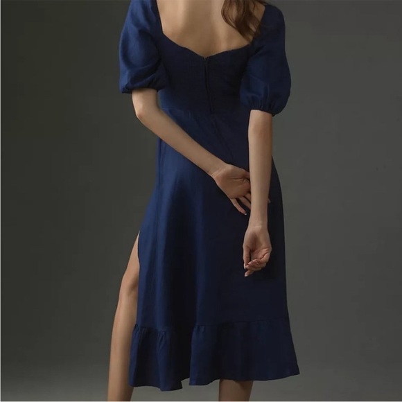 Reformation Belgium Linen Puff Sleeve Smocked Dress in Danube Blue Size 6 - Picture 6 of 14